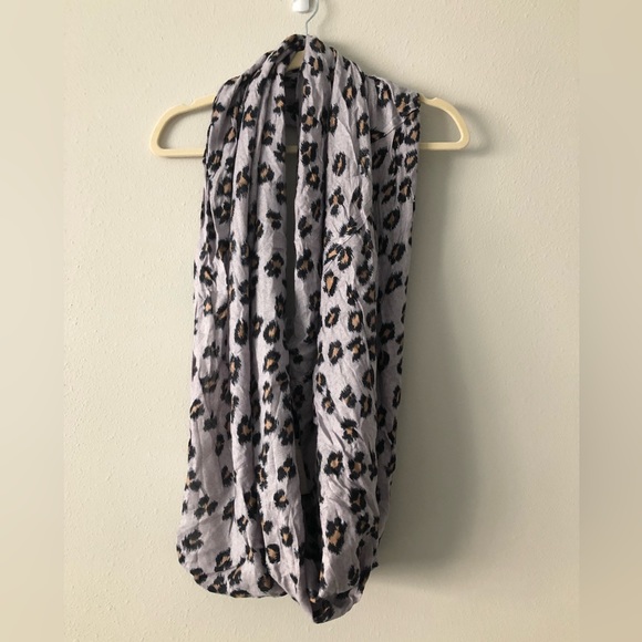 NET Loft Infinity Scarf - Picture 3 of 3